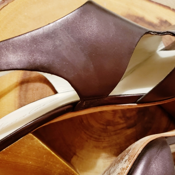 LEATHER CUTOUT WOOD BLOCK HEELS 10 - Picture 8 of 14